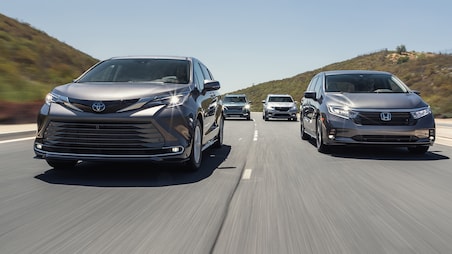 2022 Kia Carnival vs. Chrysler Pacifica, Honda Odyssey, Toyota Sienna: Minivan Luxury Liners